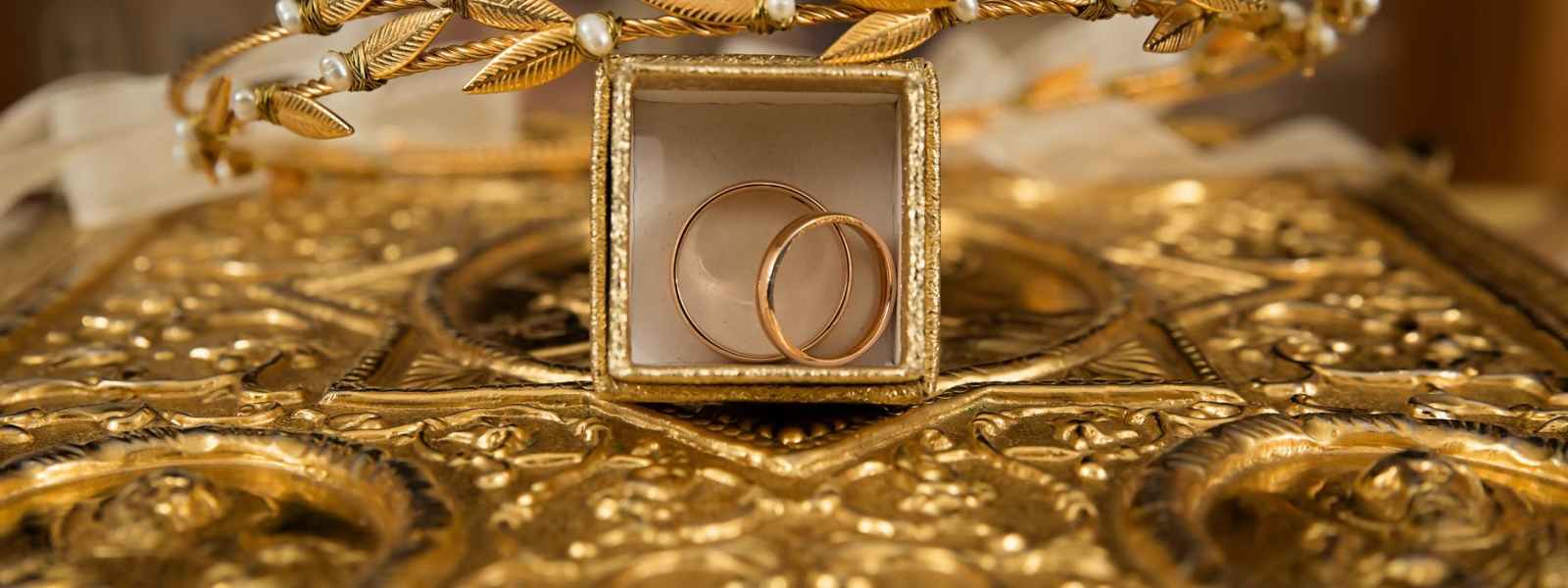 gold plated accessories