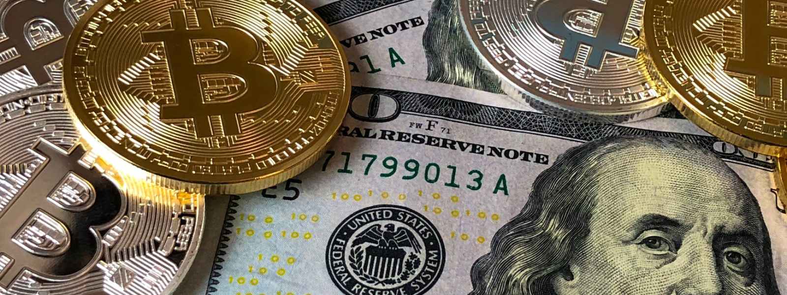 bitcoins and u s dollar bills